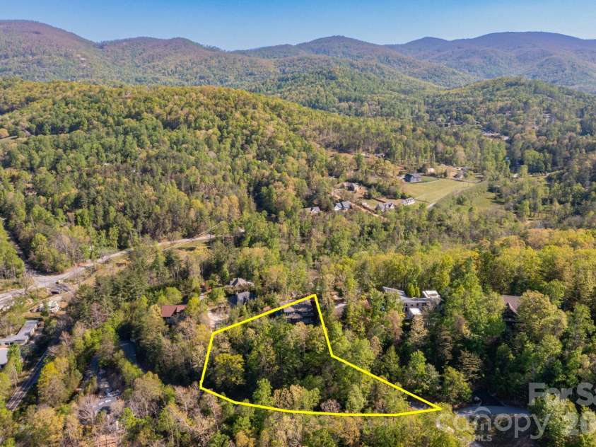 36 Spy Pointe Lane, Fletcher, NC 28732.  MLS# CAR4372672, YatesRealty ID 15149. Aerial Image