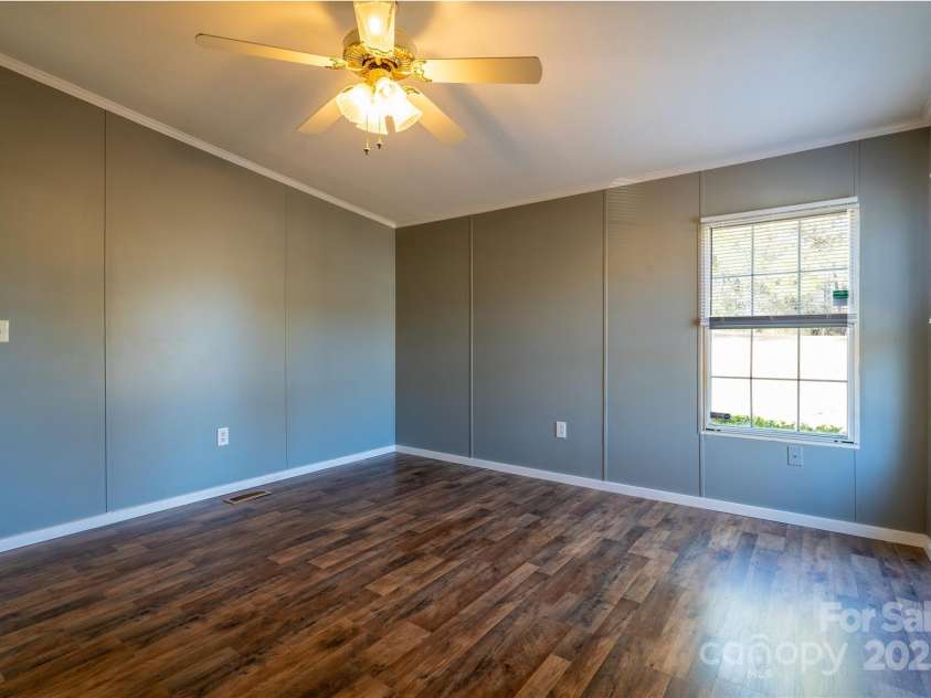 4428 Turkey Lane, Rock Hill, SC 29730.  MLS# CAR4219349, YatesRealty ID 1515. Primary Bedroom
