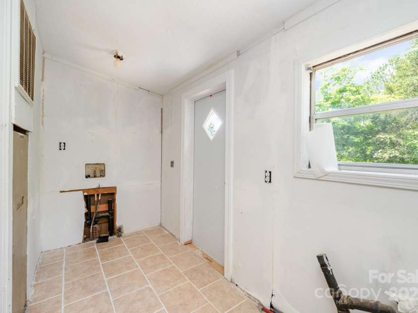 857 Bowers Road, Peachland, NC 28133.  MLS# CAR4250983, YatesRealty ID 1515. 