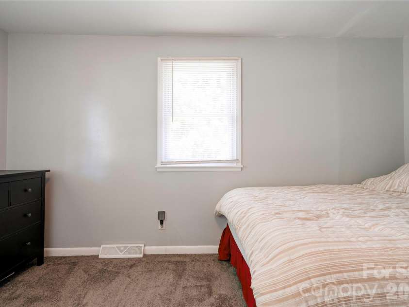 201 Skycrest Avenue, Shelby, NC 28152.  MLS# CAR4373143, YatesRealty ID 15150. Bedroom 3