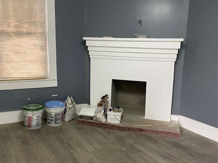 836 McCreary Street, Winston Salem, NC 27105.  MLS# CAR4260584, YatesRealty ID 15150. 