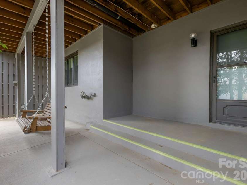 403 Crowfields Drive, Asheville, NC 28803.  MLS# CAR4348824, YatesRealty ID 15152. 