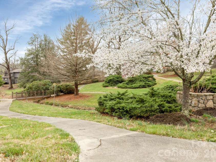 403 Crowfields Drive, Asheville, NC 28803.  MLS# CAR4348824, YatesRealty ID 15152. Beautiful walking trails and surroundings