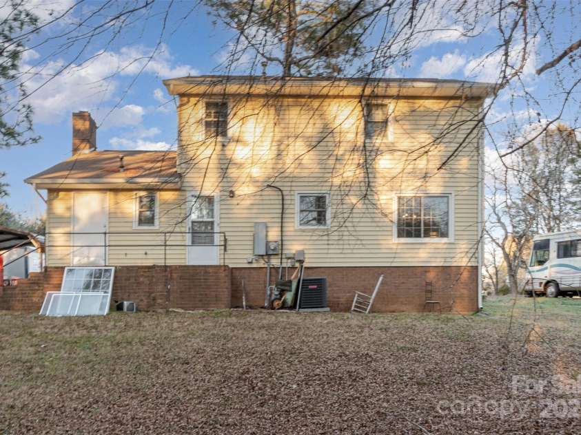 9 Post Oak Place, Salisbury, NC 28147.  MLS# CAR4212005, YatesRealty ID 15152. Back Of The House