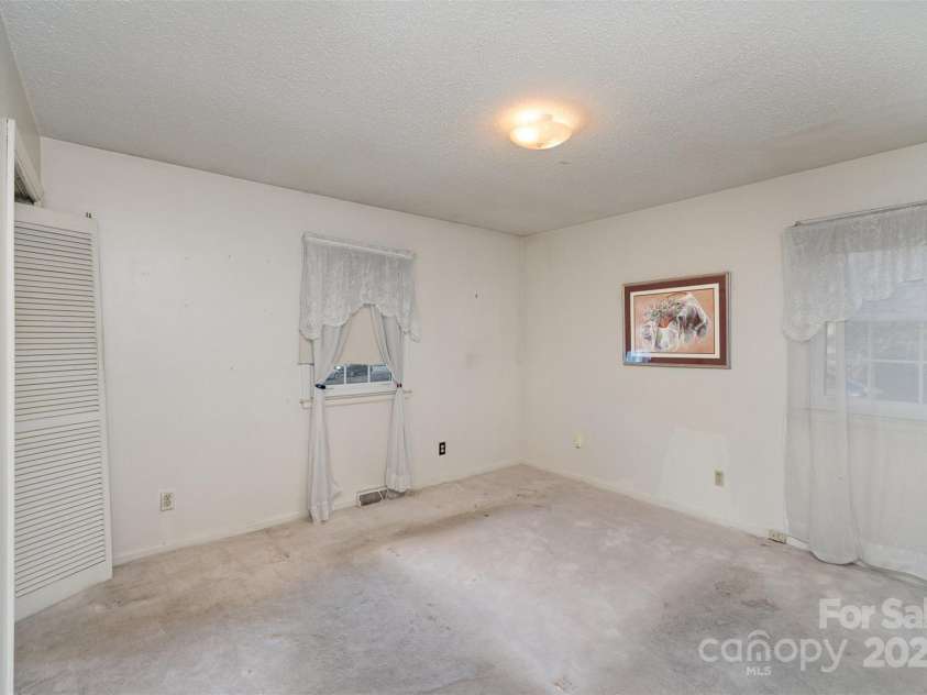 9 Post Oak Place, Salisbury, NC 28147.  MLS# CAR4212005, YatesRealty ID 15152. Bedroom #1