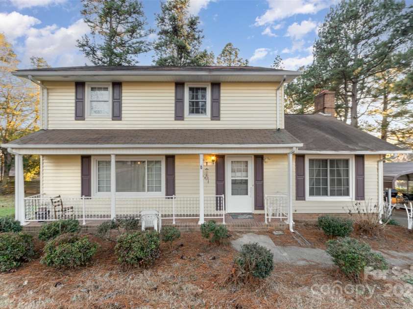 9 Post Oak Place, Salisbury, NC 28147.  MLS# CAR4212005, YatesRealty ID 15152. Front Of The House