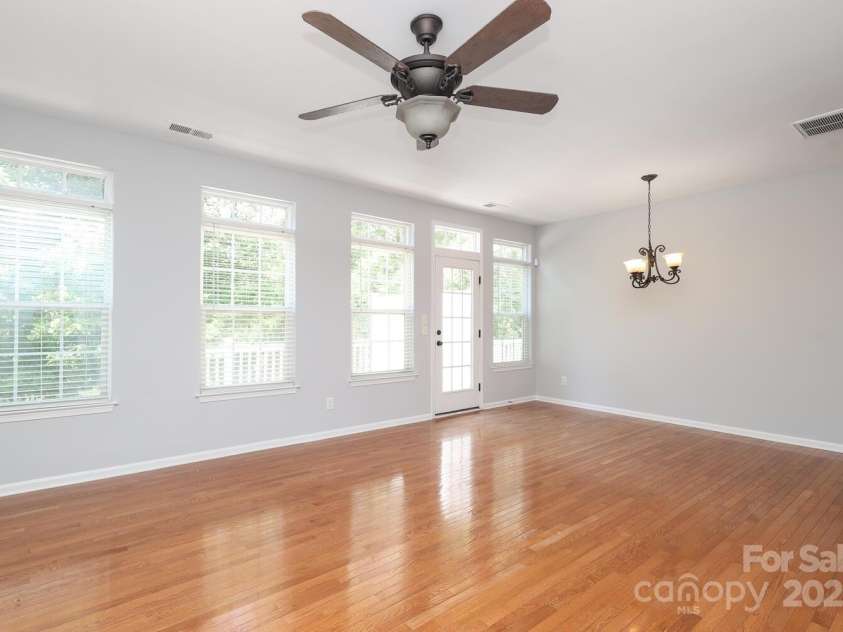 729 Naramore Street, Davidson, NC 28036.  MLS# CAR4280784, YatesRealty ID 15153. 