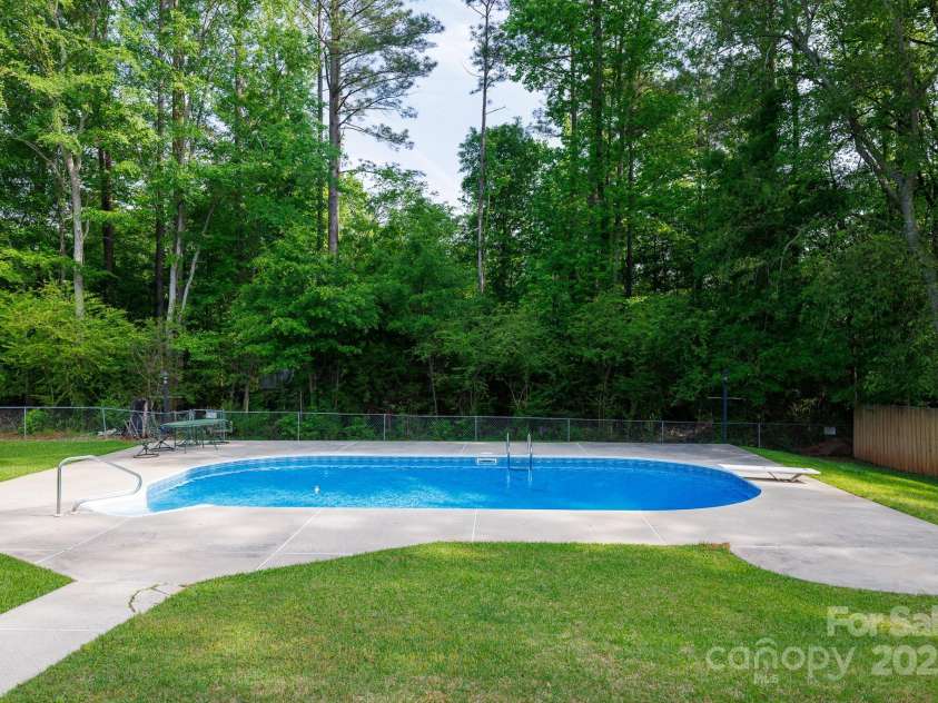 1115 Old Thompson Avenue, Lancaster, SC 29720.  MLS# CAR4249647, YatesRealty ID 15154. Pool