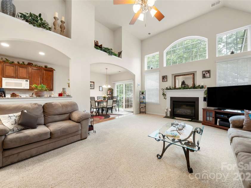 5428 Colonial Garden Drive, Huntersville, NC 28078.  MLS# CAR4261480, YatesRealty ID 15155. 