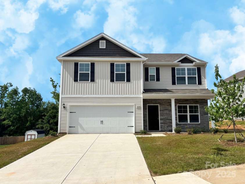 209 Lake George Drive, Shelby, NC 28152.  MLS# CAR4192920, YatesRealty ID 15158. 