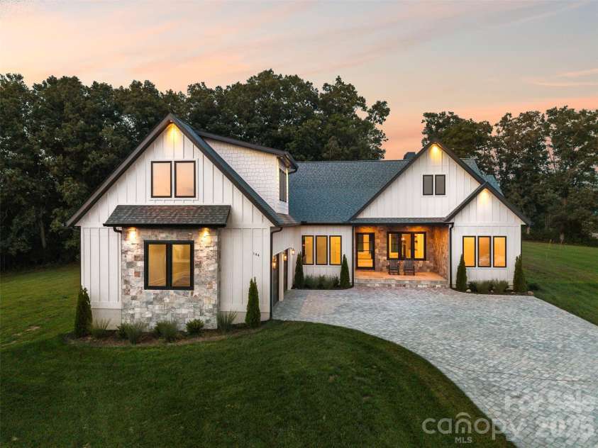 144 Golden Pasture Drive, Fletcher, NC 28732.  MLS# CAR4421763, YatesRealty ID 15159. 