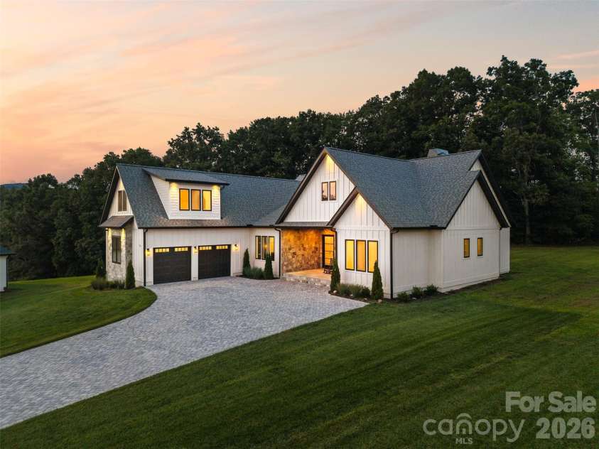 144 Golden Pasture Drive, Fletcher, NC 28732.  MLS# CAR4421763, YatesRealty ID 15159. 