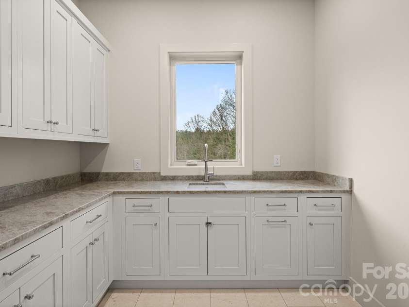 144 Golden Pasture Drive, Fletcher, NC 28732.  MLS# CAR4421763, YatesRealty ID 15159. 