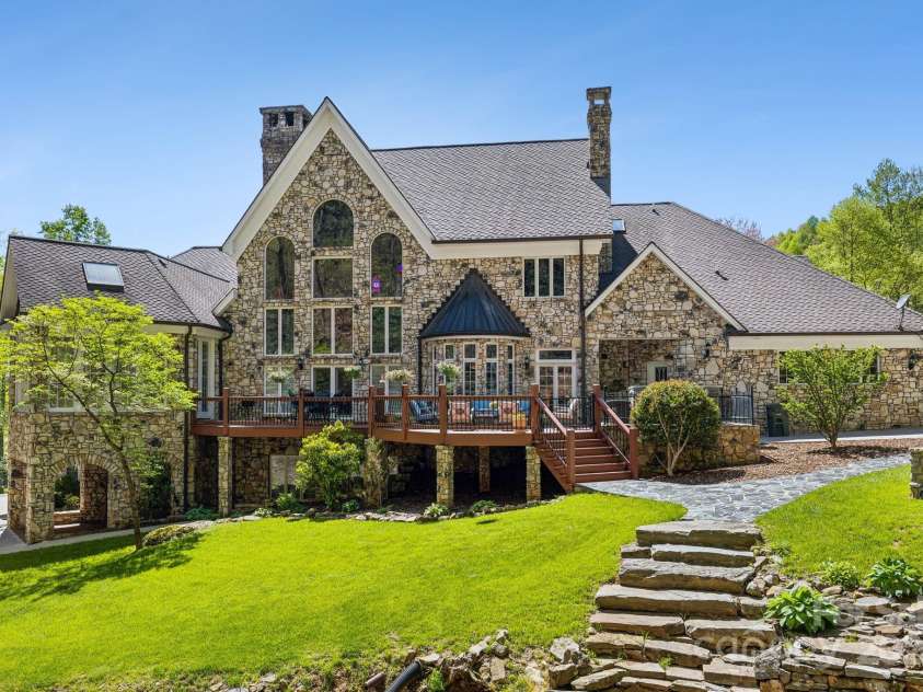 5712 Summit Road, Purlear, NC 28665.  MLS# CAR4141857, YatesRealty ID 1516. Back of Home