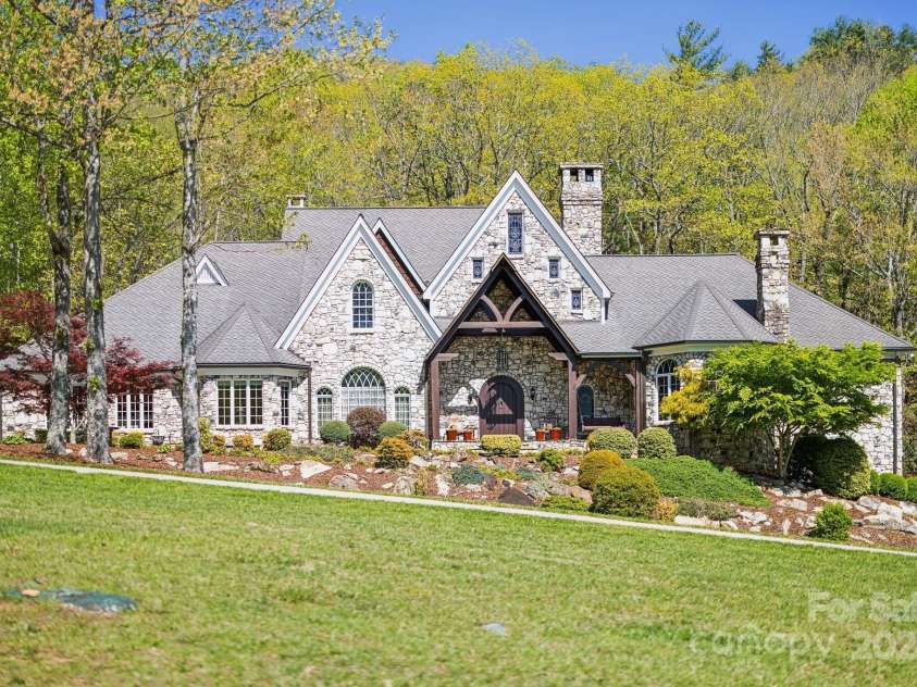 5712 Summit Road, Purlear, NC 28665.  MLS# CAR4141857, YatesRealty ID 1516. Front of Home