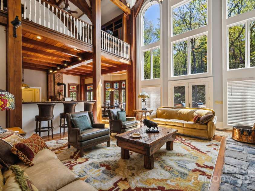 5712 Summit Road, Purlear, NC 28665.  MLS# CAR4141857, YatesRealty ID 1516. Great Room