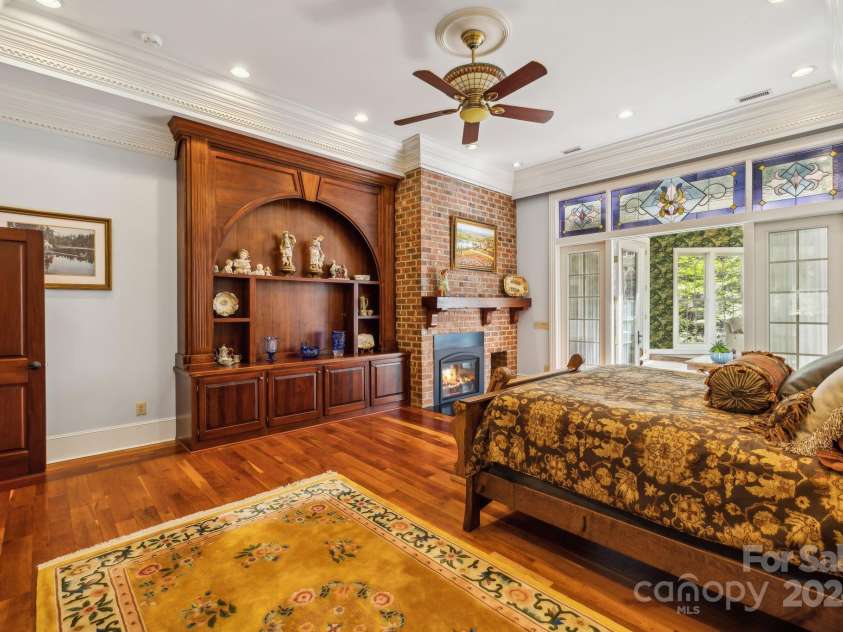 5712 Summit Road, Purlear, NC 28665.  MLS# CAR4141857, YatesRealty ID 1516. Master Suite W/Fireplace Main