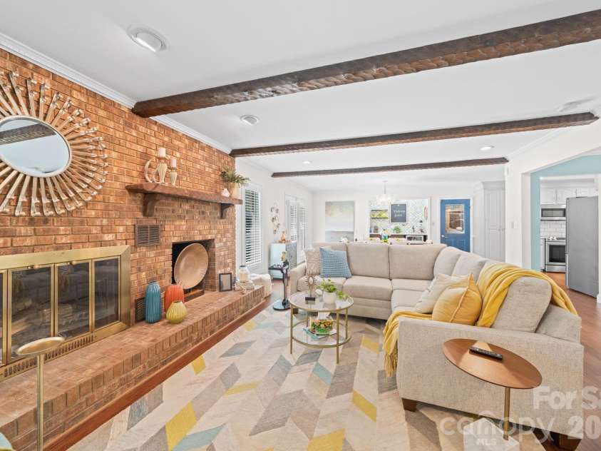 208 Falcon Drive, Concord, NC 28025.  MLS# CAR4359614, YatesRealty ID 15160. 