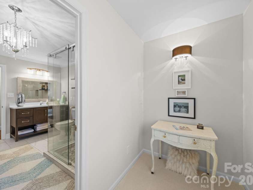 208 Falcon Drive, Concord, NC 28025.  MLS# CAR4359614, YatesRealty ID 15160. 