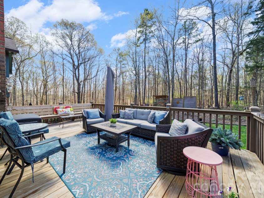 208 Falcon Drive, Concord, NC 28025.  MLS# CAR4359614, YatesRealty ID 15160. 