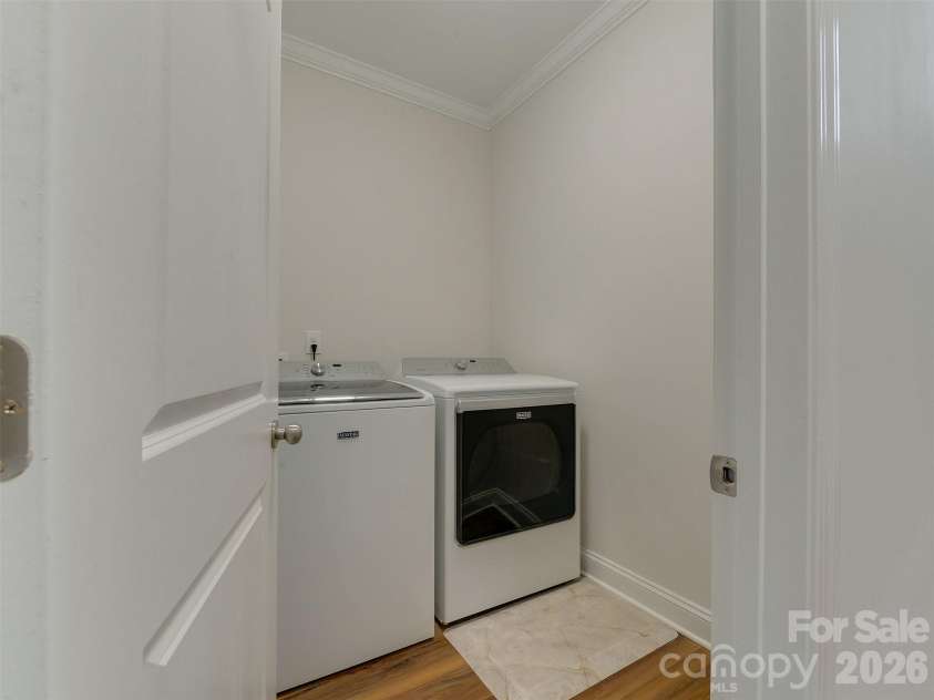 15229 Windward Lane, Lancaster, SC 29720.  MLS# CAR4361963, YatesRealty ID 15161. Laundry room