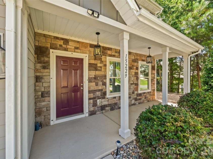 15229 Windward Lane, Lancaster, SC 29720.  MLS# CAR4423047, YatesRealty ID 15161. 
