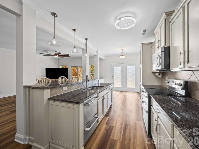 15229 Windward Lane, Lancaster, SC 29720.  MLS# CAR4423047, YatesRealty ID 15161. 