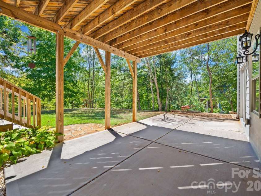 15229 Windward Lane, Lancaster, SC 29720.  MLS# CAR4423047, YatesRealty ID 15161. 