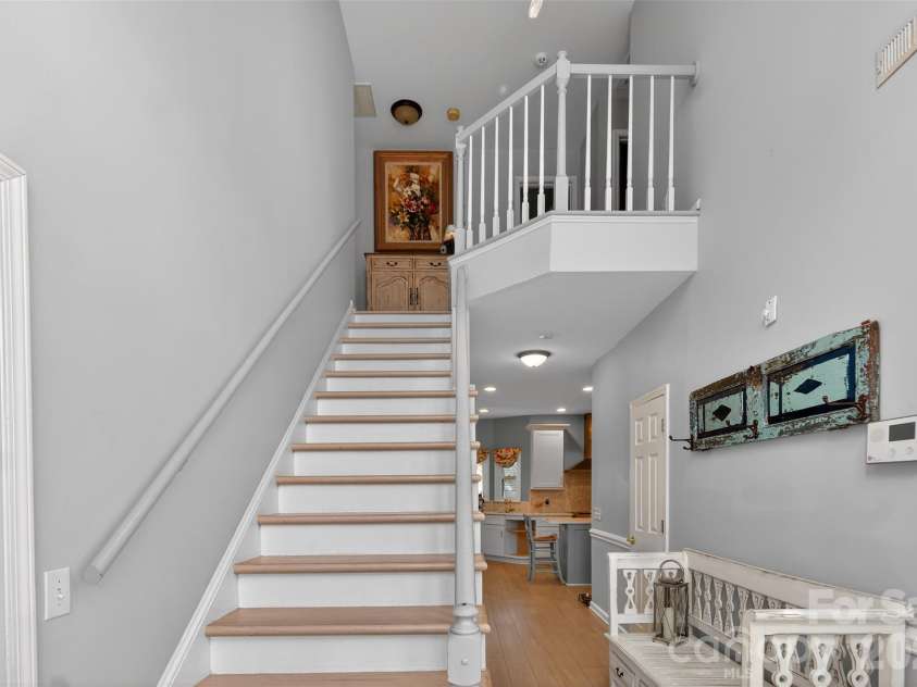 8601 Walsham Drive, Charlotte, NC 28277.  MLS# CAR4364626, YatesRealty ID 15162. 