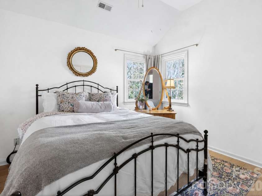 8601 Walsham Drive, Charlotte, NC 28277.  MLS# CAR4364626, YatesRealty ID 15162. Bedroom