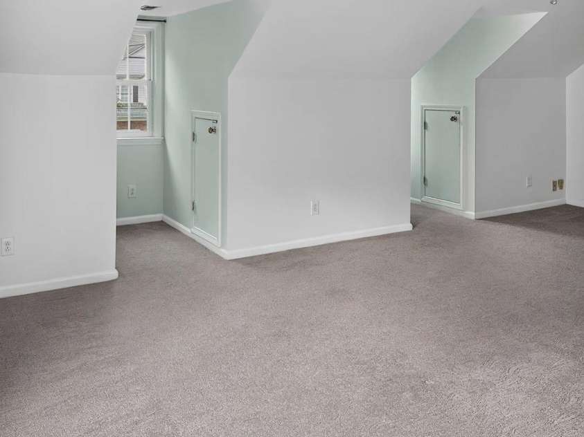 8601 Walsham Drive, Charlotte, NC 28277.  MLS# CAR4364626, YatesRealty ID 15162. Bonus Room