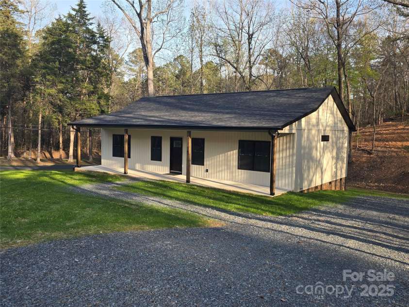 107 Skyland Drive, Mount Gilead, NC 27306.  MLS# CAR4252920, YatesRealty ID 15164. 