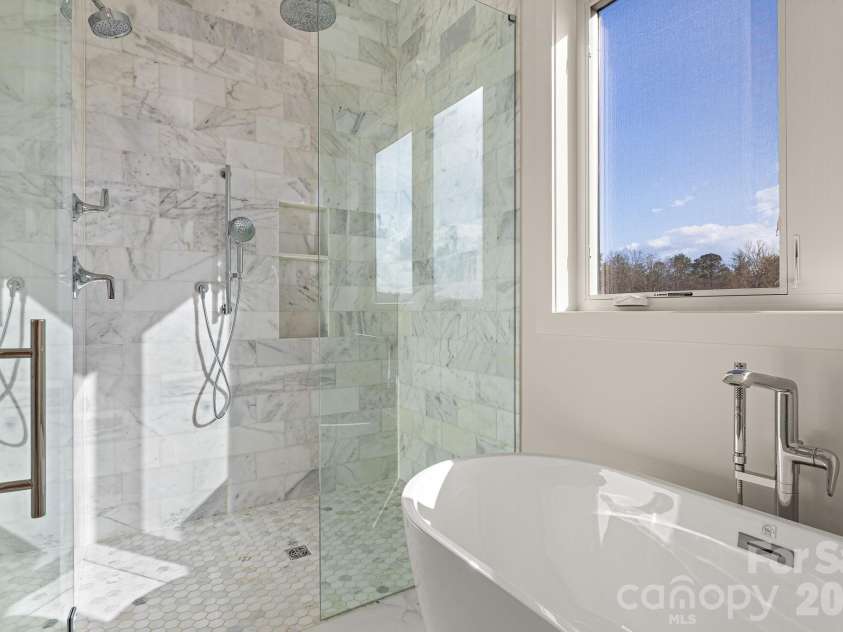 133 Golden Pasture Drive, Fletcher, NC 28732.  MLS# CAR4369062, YatesRealty ID 15165. 