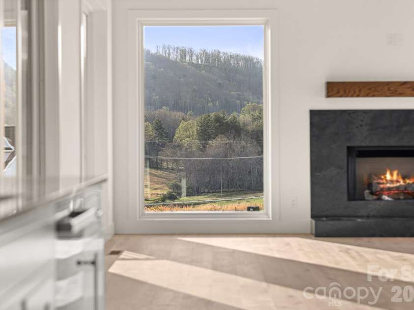 133 Golden Pasture Drive, Fletcher, NC 28732.  MLS# CAR4417989, YatesRealty ID 15165. 