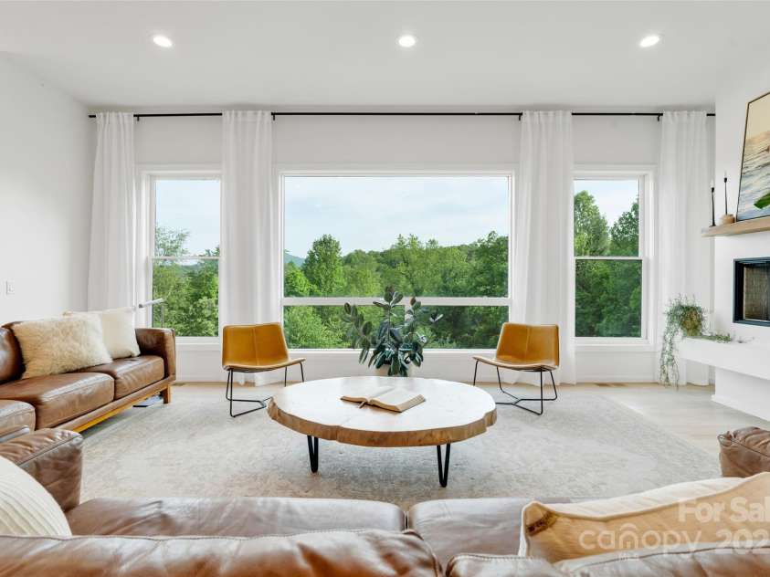 21, 13 Wild Pine Court, Leicester, NC 28748.  MLS# CAR4263038, YatesRealty ID 15165. 