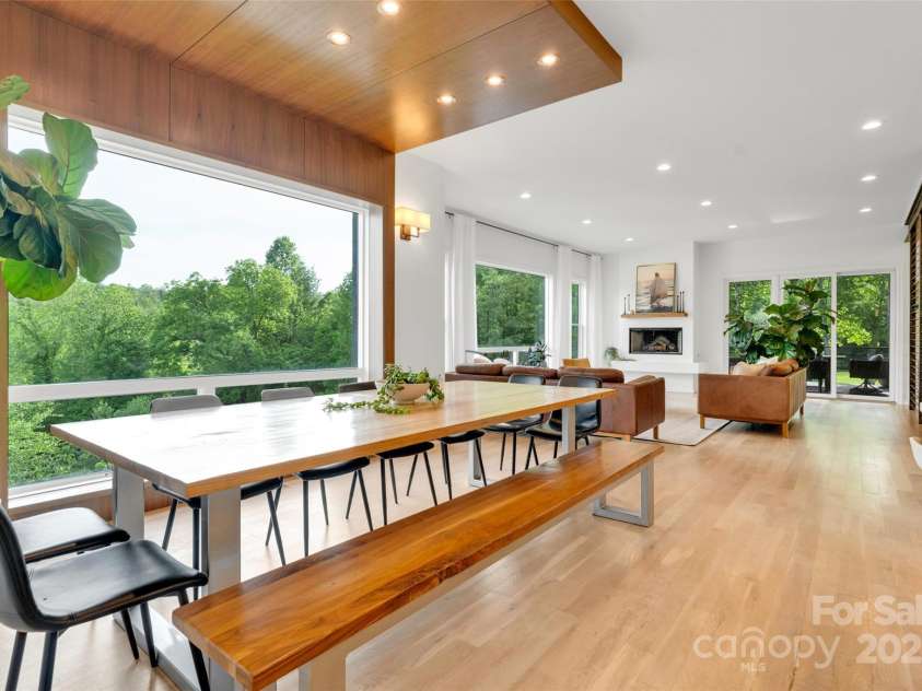 21, 13 Wild Pine Court, Leicester, NC 28748.  MLS# CAR4263038, YatesRealty ID 15165. 