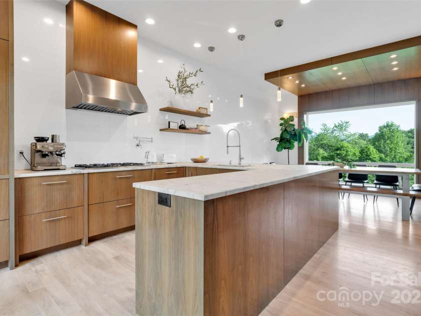 21, 13 Wild Pine Court, Leicester, NC 28748.  MLS# CAR4263038, YatesRealty ID 15165. 