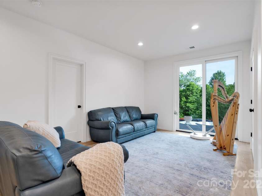 21, 13 Wild Pine Court, Leicester, NC 28748.  MLS# CAR4263038, YatesRealty ID 15165. 