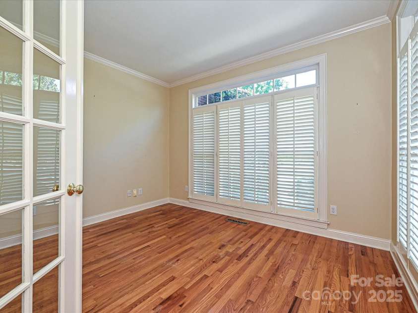 16511 Bridgehampton Club Drive, Charlotte, NC 28277.  MLS# CAR4253324, YatesRealty ID 15166. 