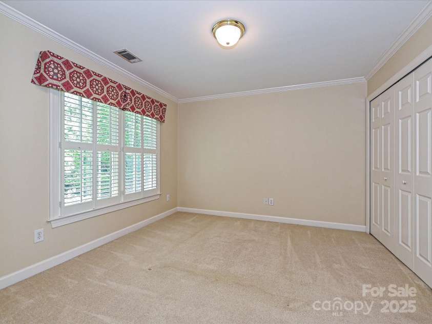 16511 Bridgehampton Club Drive, Charlotte, NC 28277.  MLS# CAR4253324, YatesRealty ID 15166. 