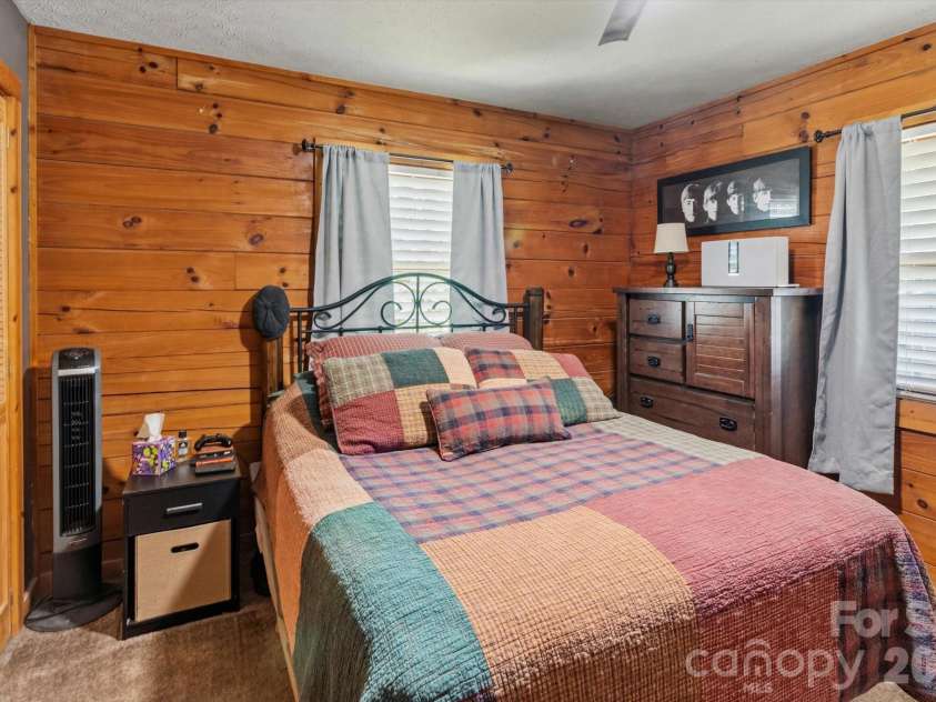 187 Cedarwood Drive, Waynesville, NC 28785.  MLS# CAR4368714, YatesRealty ID 15166. Primary bedroom