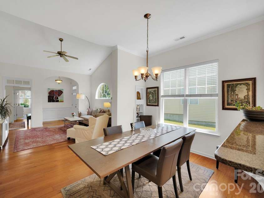 602 Pine Links Drive, Tega Cay, SC 29708.  MLS# CAR4370839, YatesRealty ID 15167. 