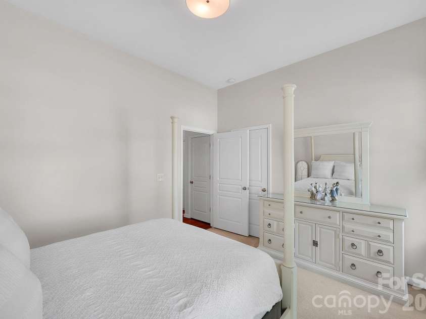 602 Pine Links Drive, Tega Cay, SC 29708.  MLS# CAR4370839, YatesRealty ID 15167. 