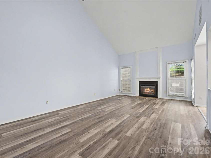 6816 Copernicus Circle, Charlotte, NC 28226.  MLS# CAR4363913, YatesRealty ID 15168. 