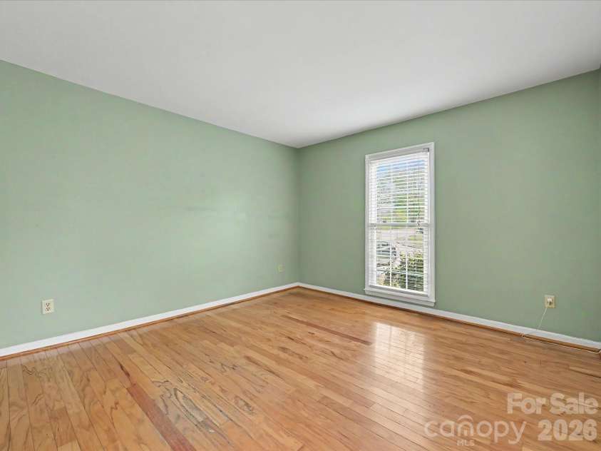 6816 Copernicus Circle, Charlotte, NC 28226.  MLS# CAR4363913, YatesRealty ID 15168. 