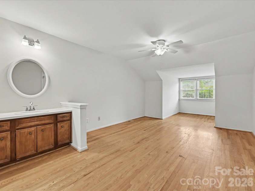 6816 Copernicus Circle, Charlotte, NC 28226.  MLS# CAR4363913, YatesRealty ID 15168. 