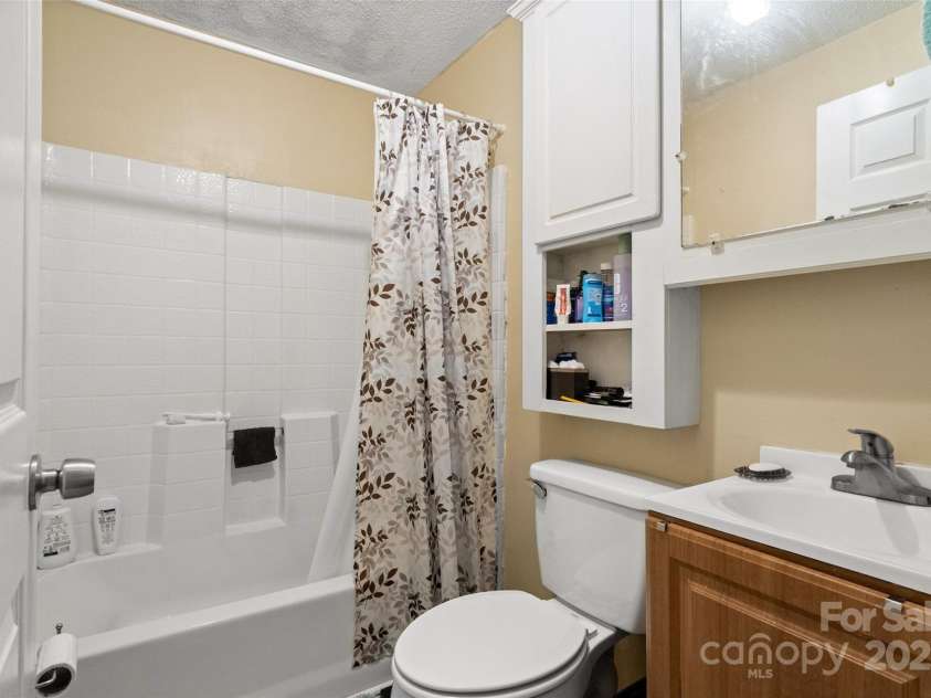 133 Proctor Street, Gastonia, NC 28052.  MLS# CAR4230574, YatesRealty ID 15170. 