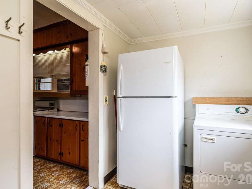335 Harmon Street, Forest City, NC 28043.  MLS# CAR4362652, YatesRealty ID 15171. 