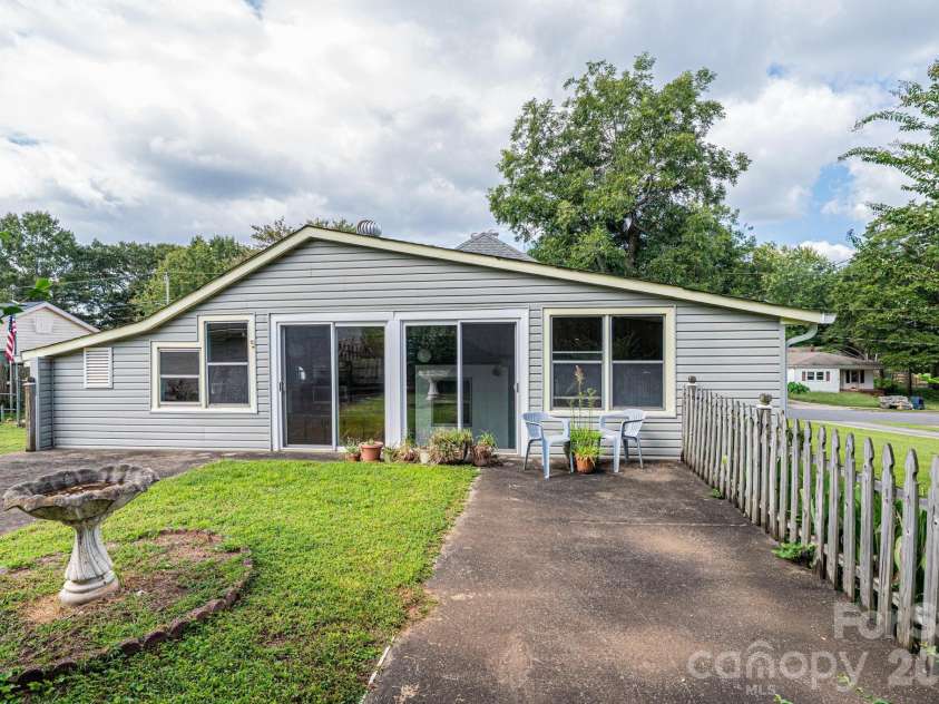 335 Harmon Street, Forest City, NC 28043.  MLS# CAR4362652, YatesRealty ID 15171. 
