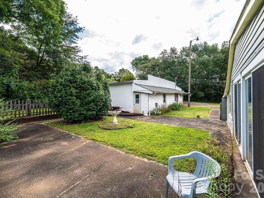 335 Harmon Street, Forest City, NC 28043.  MLS# CAR4362652, YatesRealty ID 15171. 